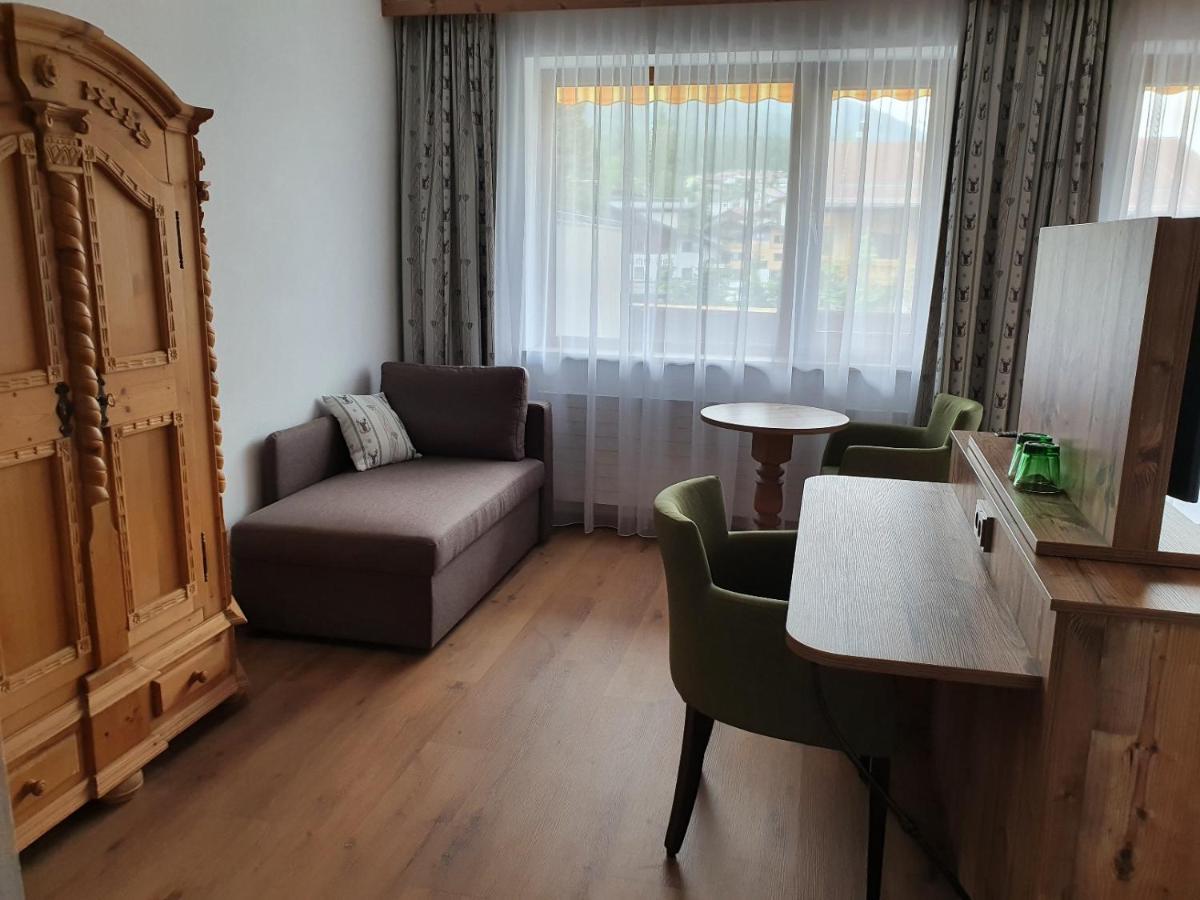 Raffl'S Hotel 로이타쉬 외부 사진