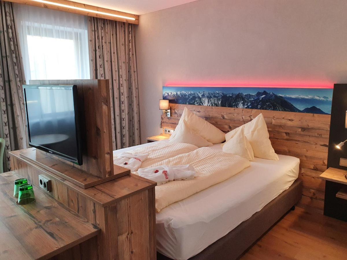 Raffl'S Hotel 로이타쉬 외부 사진