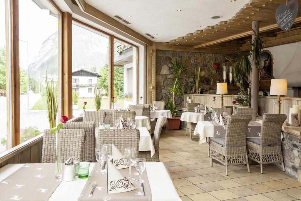 Raffl'S Hotel 로이타쉬 외부 사진